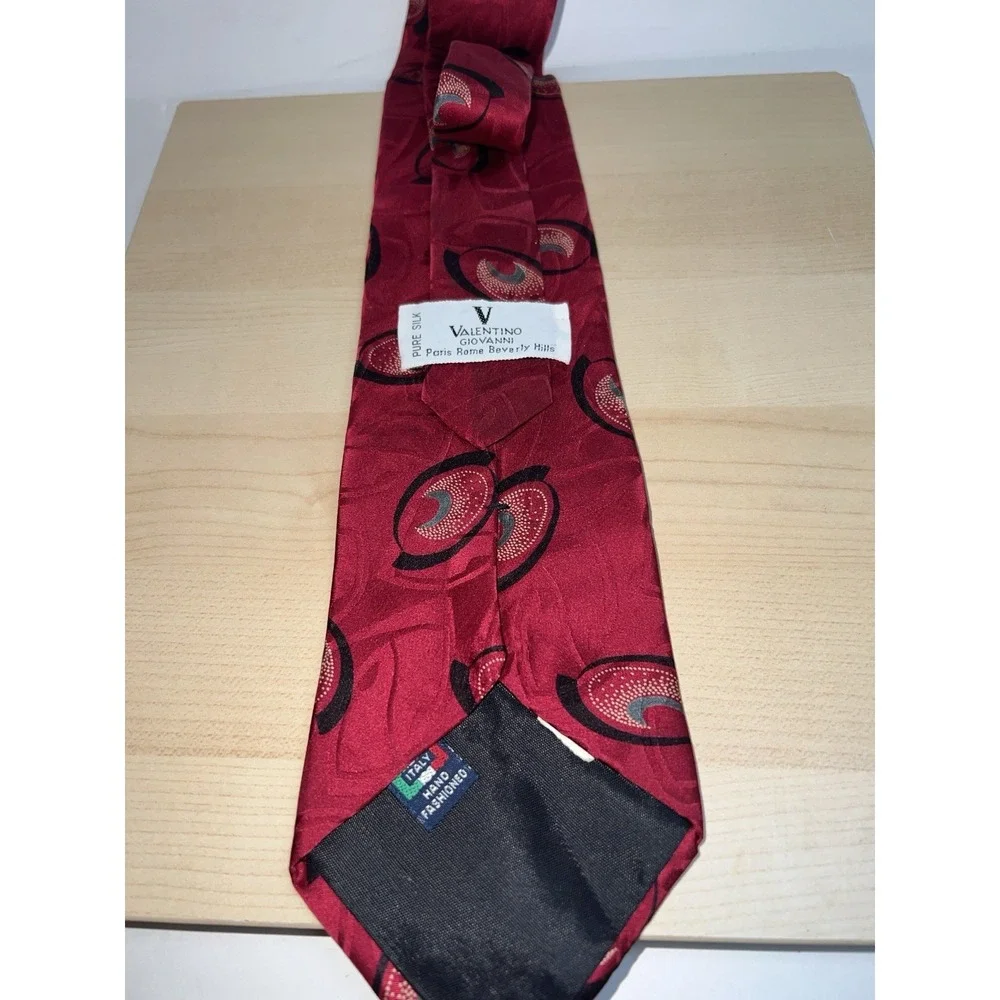 Valentino Giovanni Paisley Floral 100% Silk Men's Neck Tie USA